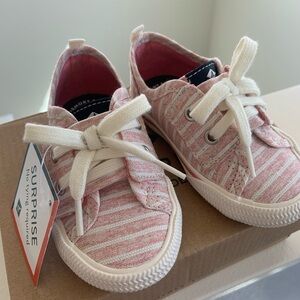Sperry New with Tag. Baby Canvas Sneakers. Pink stripe. 5M